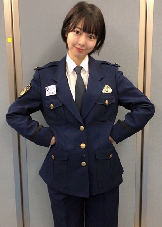 かわいい制服姿の田中杏樹-2